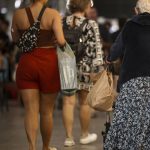 Defeitos em calçadas geram medo de queda em 42% dos idosos em áreas urbanas