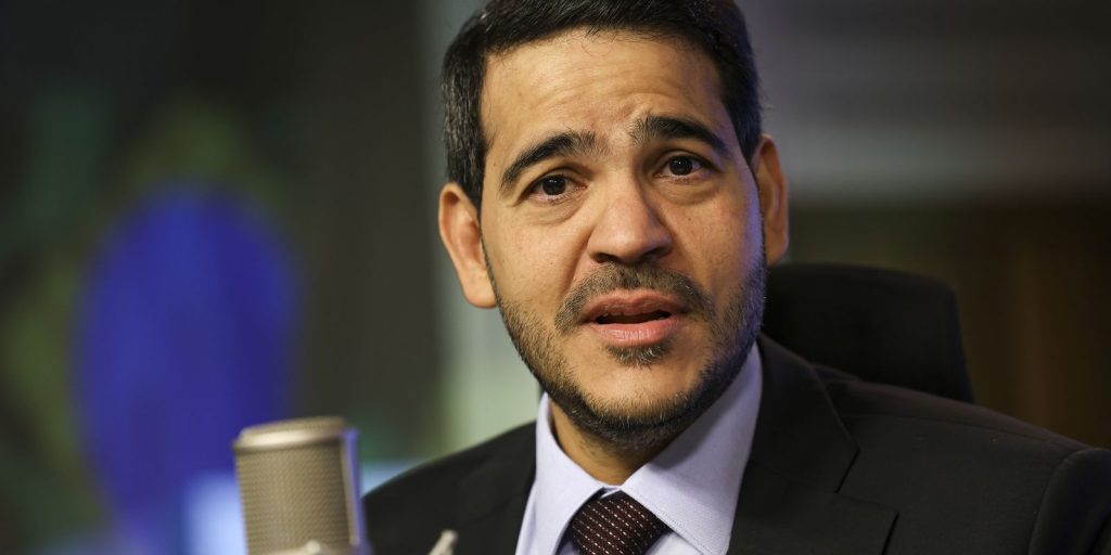 Lula Anuncia Nova Indicação de Jorge Messias para o STF