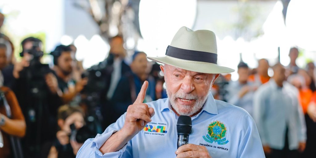 Lula Expressa Desejo de Reverter Privatizações de Empresas Estratégicas