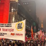 Manifestantes se mobilizam na Avenida Paulista contra a escala 6×1