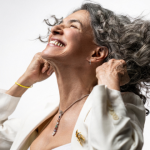 Simone traz o show “Que mulher é essa?!” para Aracaju em agosto