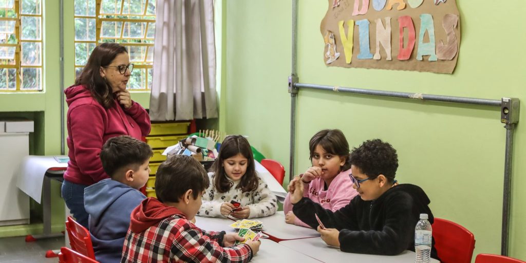Senado aprova criação de política para alunos superdotados no Brasil