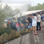 Acidente na BR-116: 16 vítimas identificadas em colisão entre van e caminhão