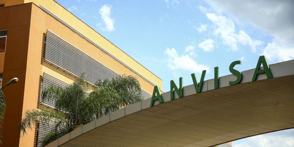 Anvisa proíbe plataforma de consulta online e venda de medicamentos