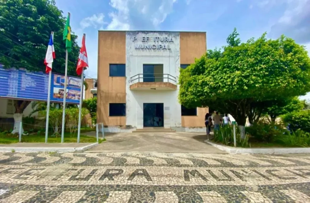 Bahia abre 132 vagas com salários de até R$ 3,5 mil em seleção simplificada