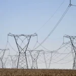 Bandeira tarifária de julho é amarela com aumento de R$ 1,885 a cada 100 kWh