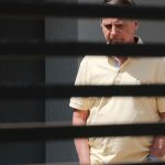 Bolsonaro afirma que não houve intenção de descumprir a lei sobre arma apreendida