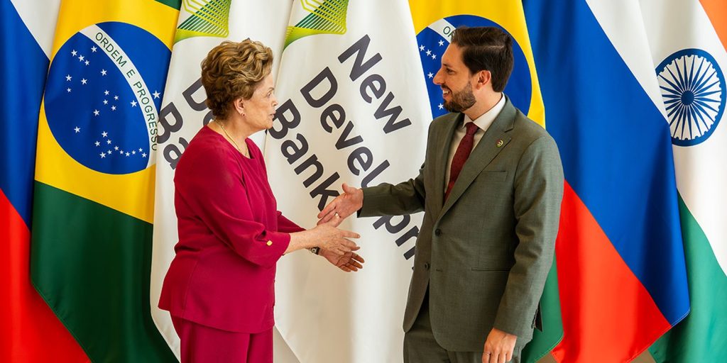 Brasil busca bilhões do BRICS para modernizar espaços culturais
