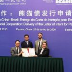 Brasil inicia emissão de títulos em yuan na China para atrair investimentos