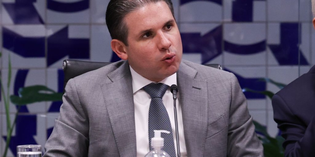 Câmara debate fim da escala 6×1; trabalhadores do sertão podem ser afetados