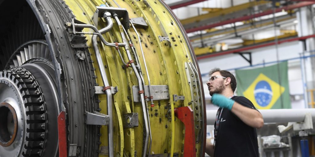 Crédito mais fácil: governo reduz exigência para empresas acessarem programa federal