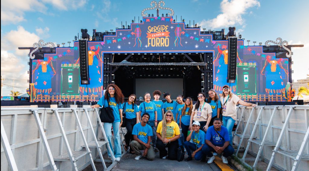 Estudantes têm imersão cultural na Vila do Forró e no Arraiá do Povo 2026