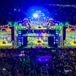 Forró das antigas e Copa do Mundo agitam a noite do Arraiá do Povo