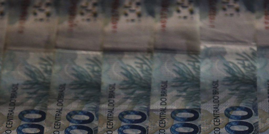 Indústria quer menos impostos e reforma tributária até 2030