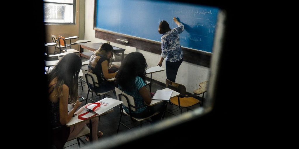 Inscrições abertas para prêmio nacional de professores universitários