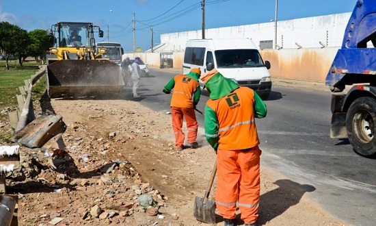 Aracaju tem limpeza urbana programada para esta segunda-feira em 11 bairros