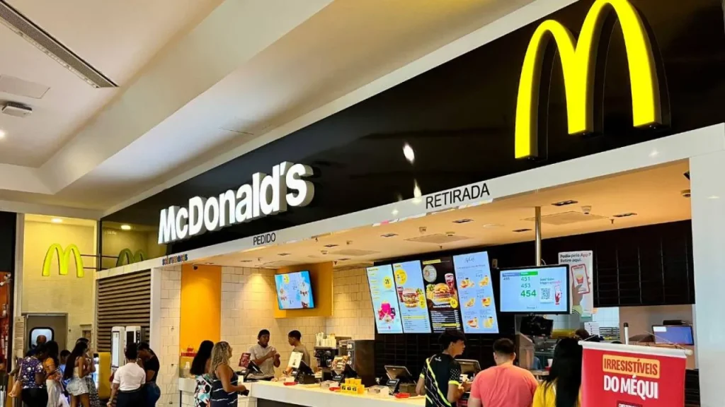 McDonald’s abre vagas de emprego em diversas cidades da Bahia e outros estados