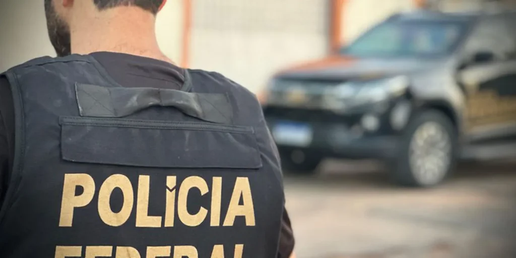 PF mira senador Jaques Wagner em operação sobre fraudes no sistema bancário