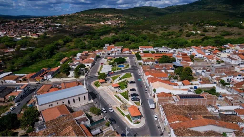 Prefeitura de Amélia Rodrigues abre seleção com 14 vagas para níveis médio e superior