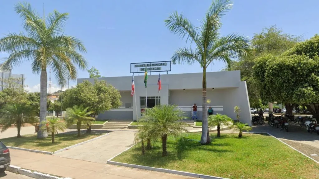 Professores do Fundef aguardam plano de pagamento de precatórios em Guanambi