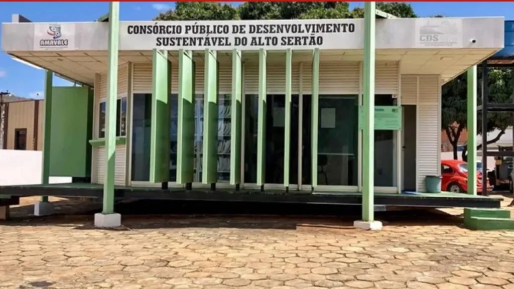 Seleção no Alto Sertão abre 31 vagas com salários até R$ 9,7 mil