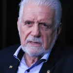 Senador Jaques Wagner anuncia saída da liderança do governo no Senado