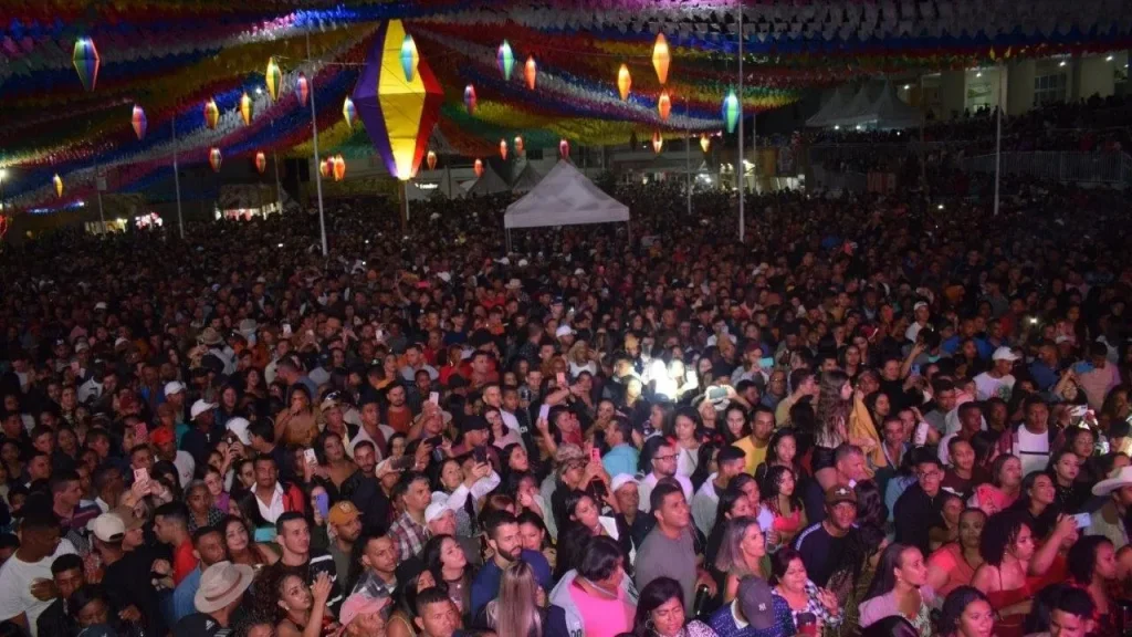 Sertão festeja: São João de Pindaí 2026 abre na sexta com Santanna e Gatinha Manhosa