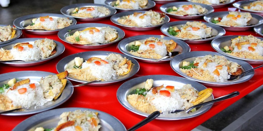 SP oferece alimentação escolar nas férias; veja como se inscrever