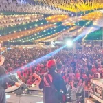Terceira noite do Gurutuba lota Guanambi com 30 mil foliões