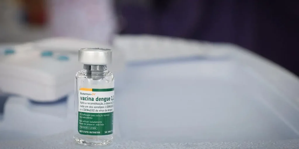 Vacina Butantan contra dengue segue sendo testada em idosos no Sul