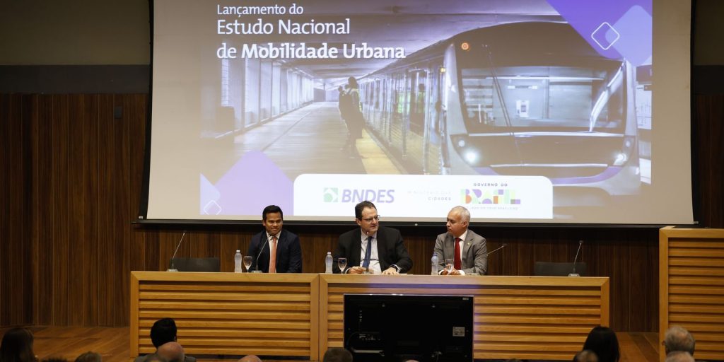 BNDES apresenta 187 projetos para aprimorar transporte público no Brasil