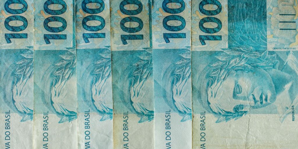 Caixa paga Bolsa Família de julho para NIS com final 4