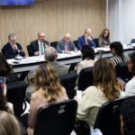 Governo anuncia novo plano de apoio aos setores afetados por tarifas dos EUA