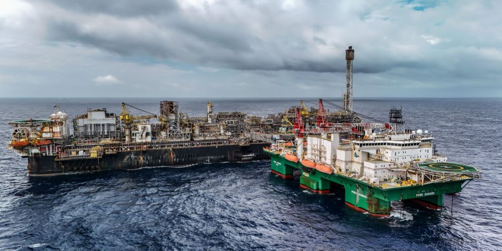 Imposto de 12% sobre exportação de petróleo é prorrogado por 60 dias