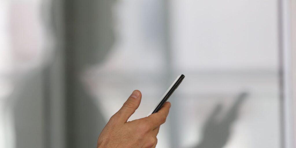 Ministro da Fazenda anuncia mais restrições para sites de apostas online