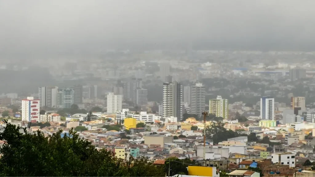 Previsão do tempo em Vitória da Conquista: chuva e mínimas perto dos 10°C nesta semana