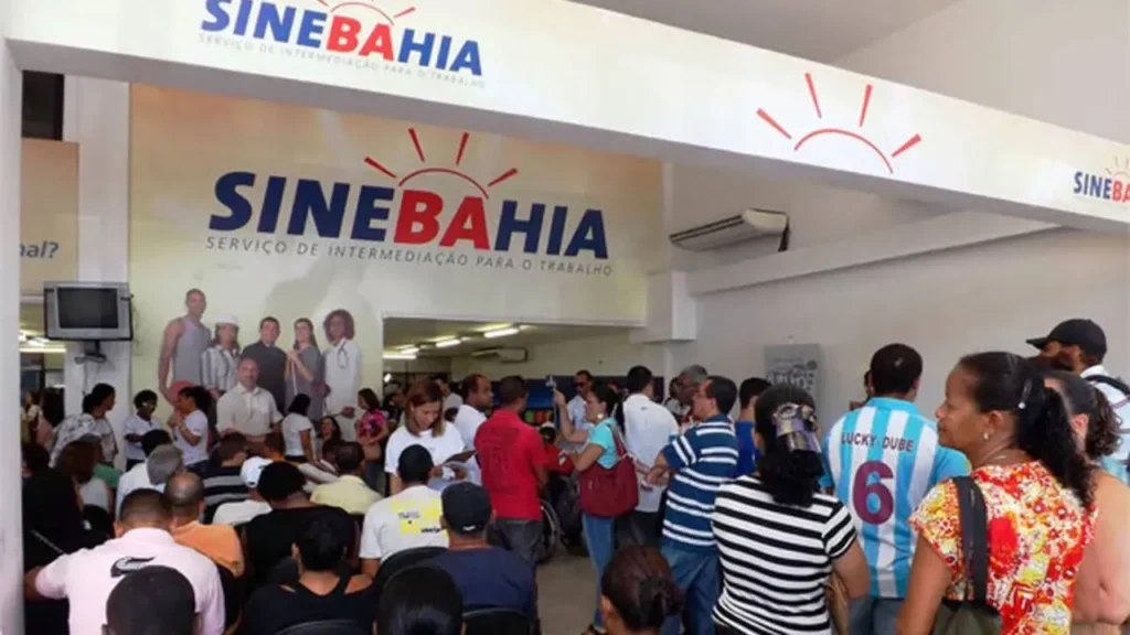 SineBahia oferece 1.249 vagas de emprego em diversas cidades da Bahia hoje