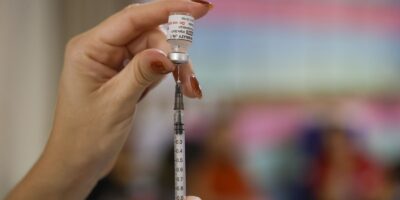 Vacinação reduz quase pela metade infecções por HPV entre jovens
