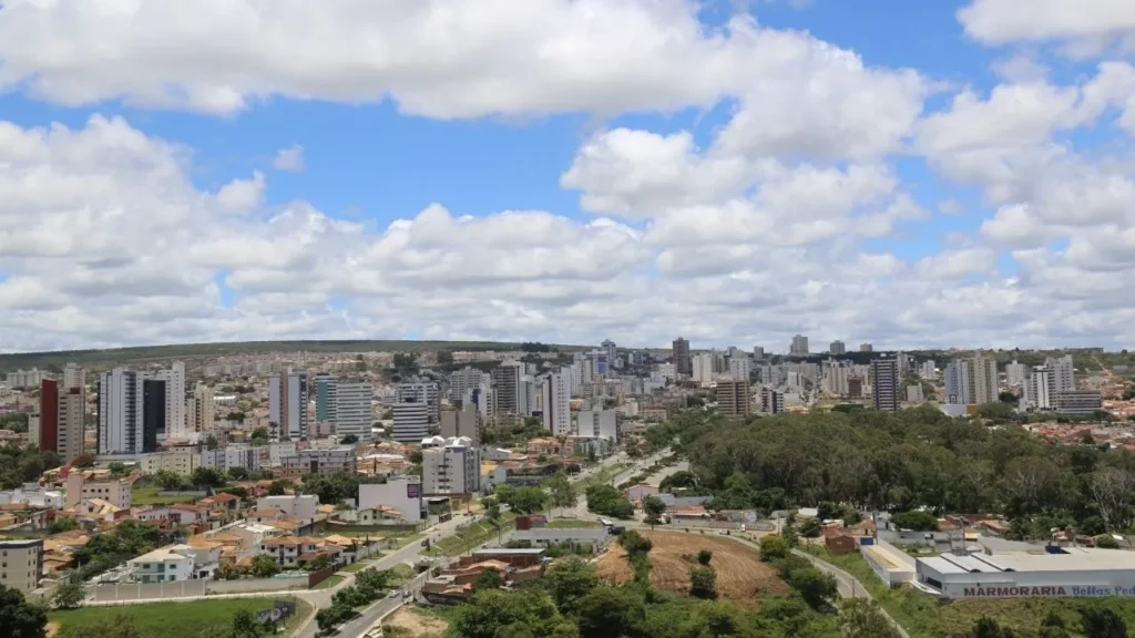 Vitória da Conquista oferece 79 vagas de emprego nesta quinta-feira, 16 de julho
