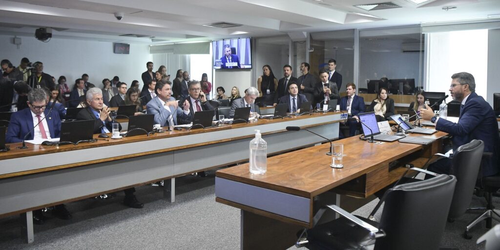 Votação da Política de Minerais Críticos é adiada no Senado