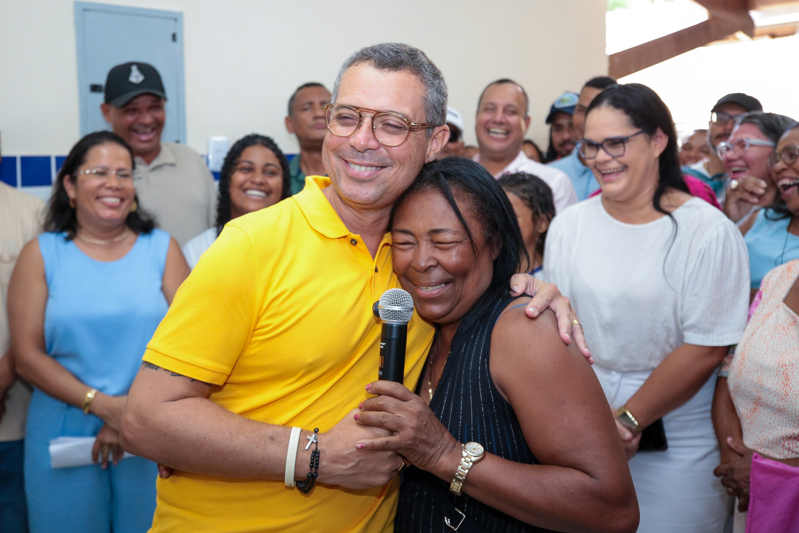 Pesquisa: Fábio Mitidieri mantém liderança e aprovação de quase 70% em Sergipe