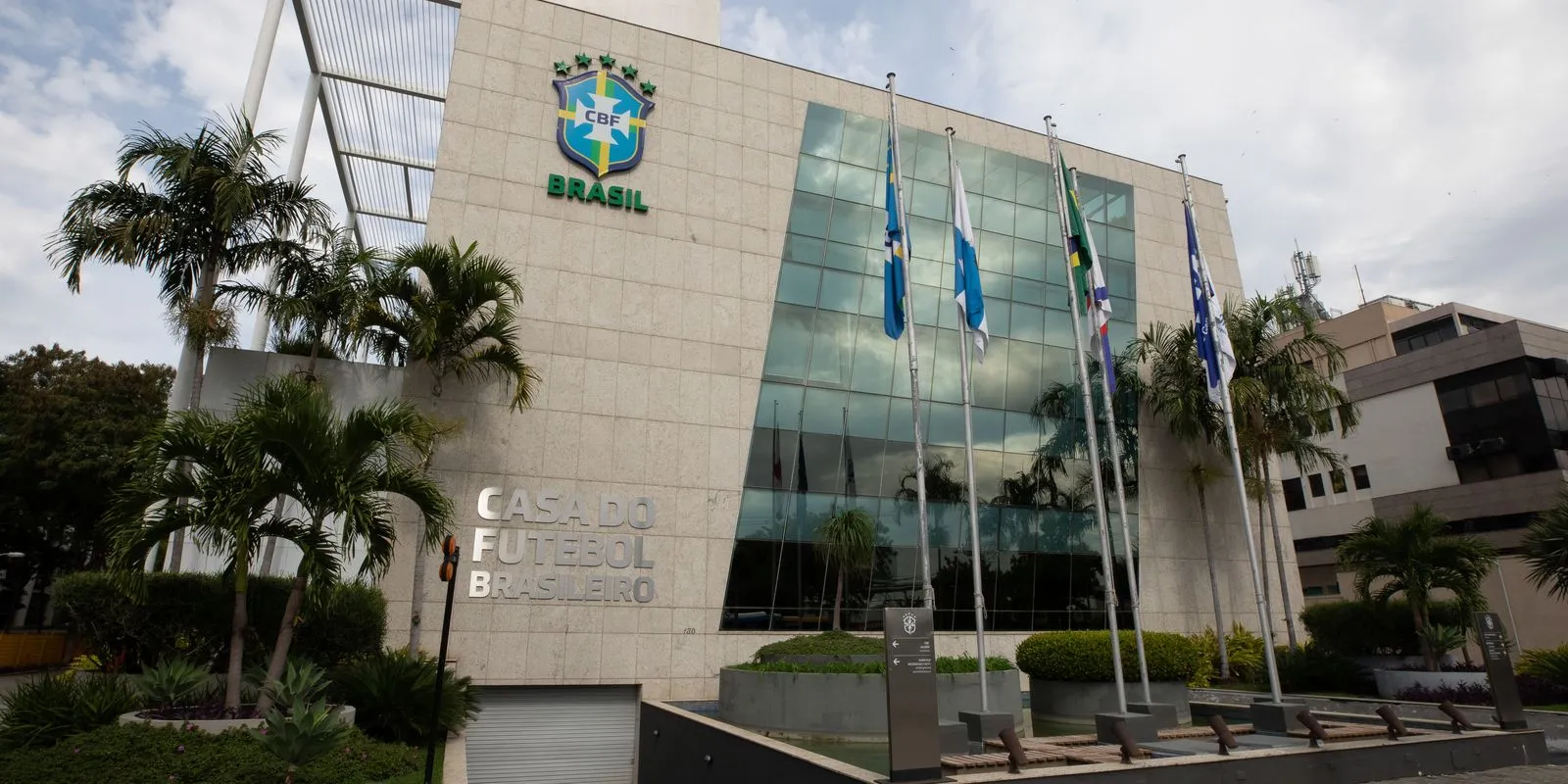 CBF e clubes aprovam mudanças imediatas na arbitragem do futebol nacional