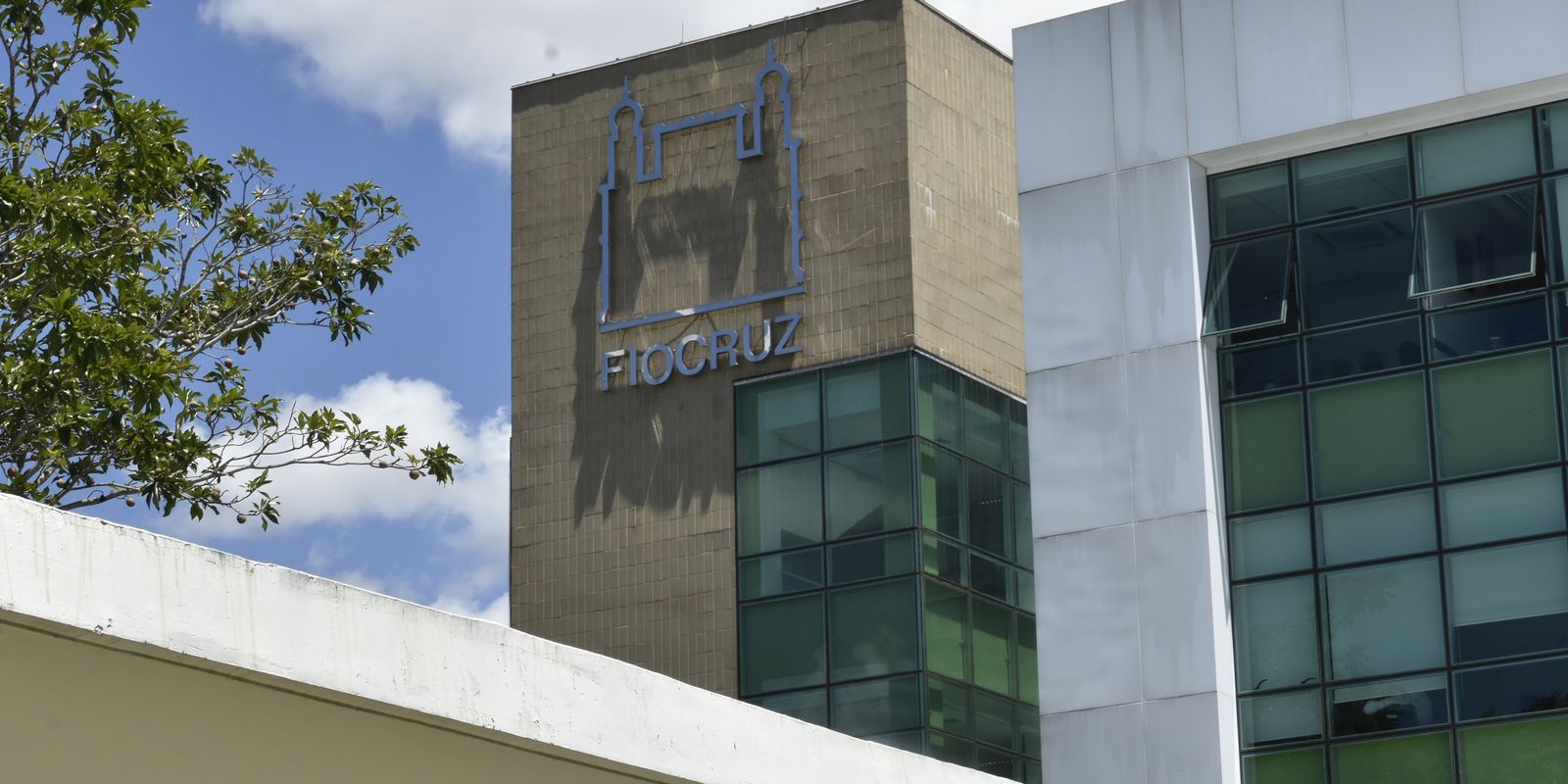 Fiocruz convoca candidatos de 2026 a adotar 7 prioridades de saúde