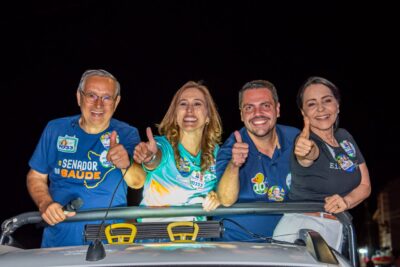 Candidato ao Senado, Eduardo Amorim reúne centenas em Aracaju