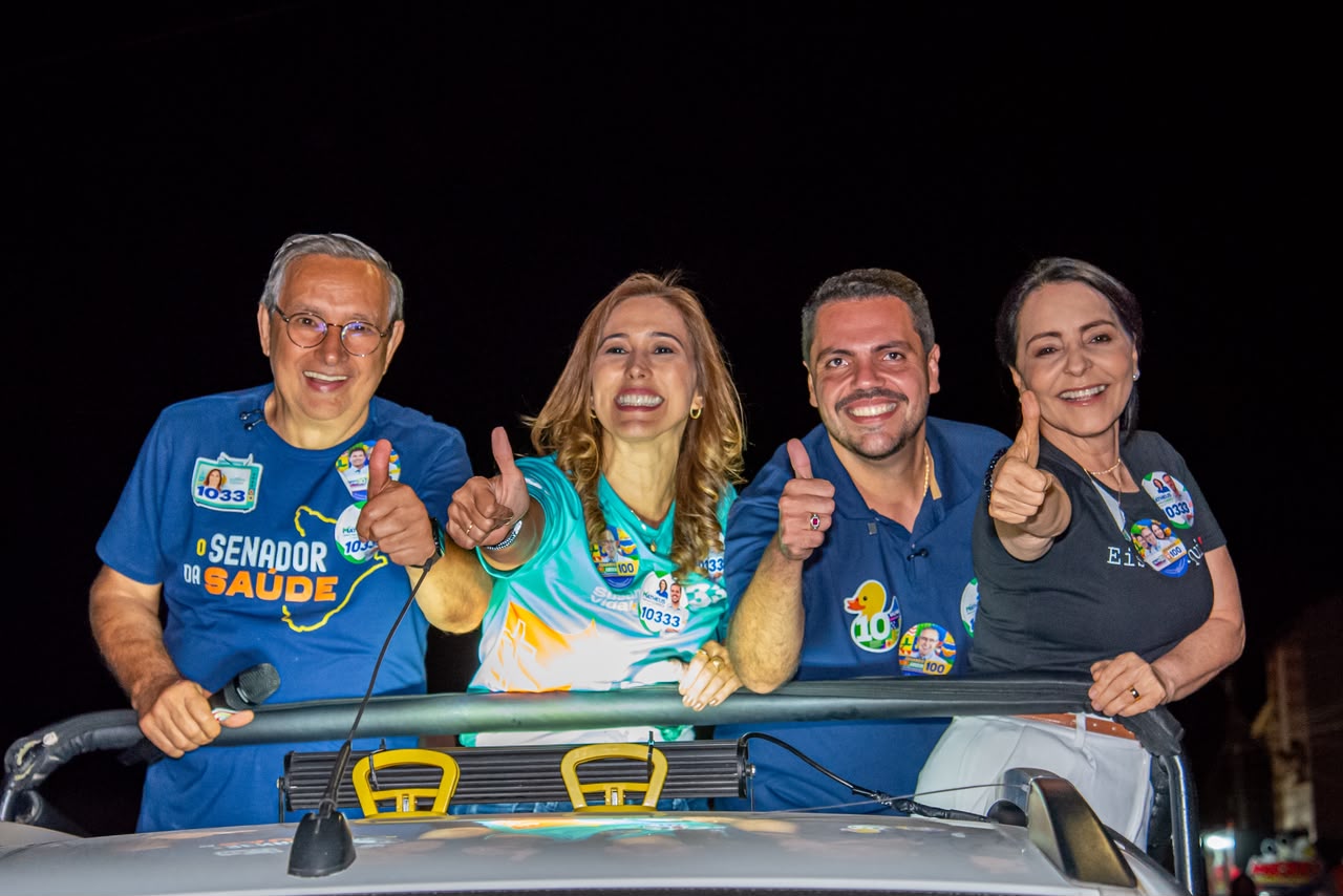 Candidato ao Senado, Eduardo Amorim reúne centenas em Aracaju