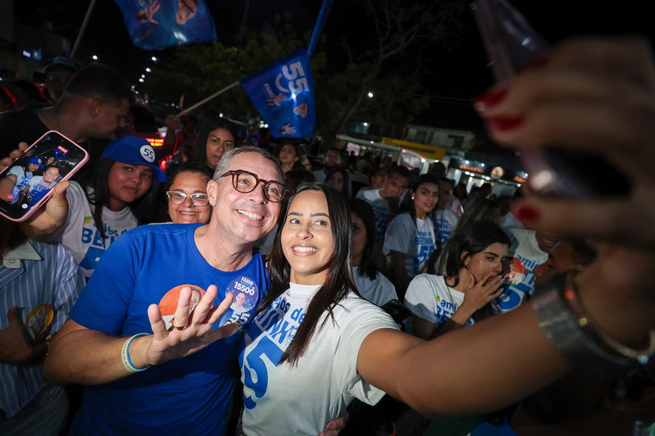 Governador Fábio Mitidieri em ponto de apoio no Marcos Freire II, em Nossa Senhora do Socorro
