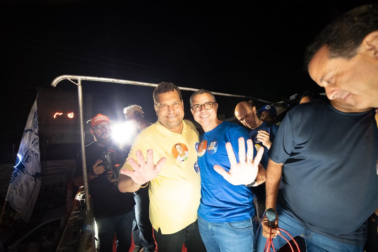 Governador Fábio Mitidieri em ponto de apoio no Marcos Freire II, em Nossa Senhora do Socorro