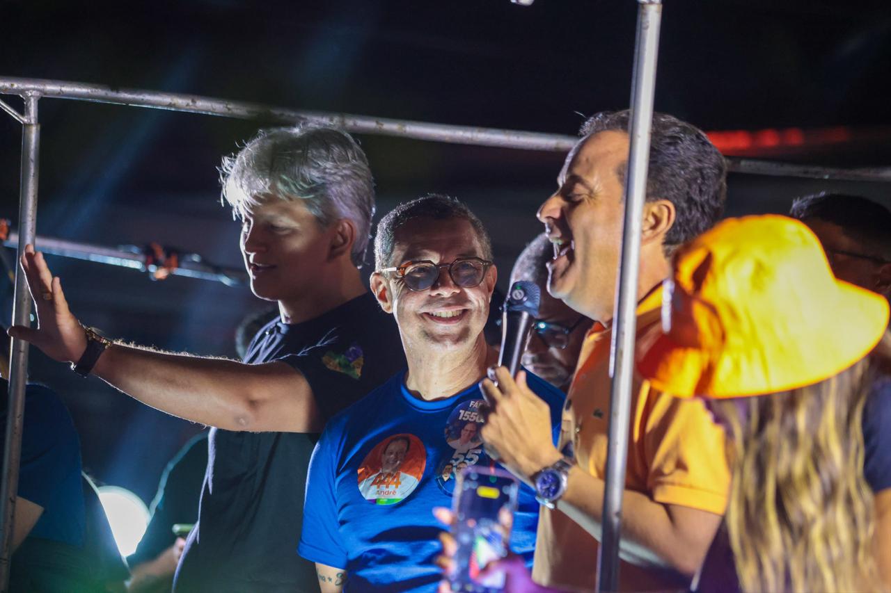 Governador Fábio Mitidieri em ponto de apoio no Marcos Freire II, em Nossa Senhora do Socorro