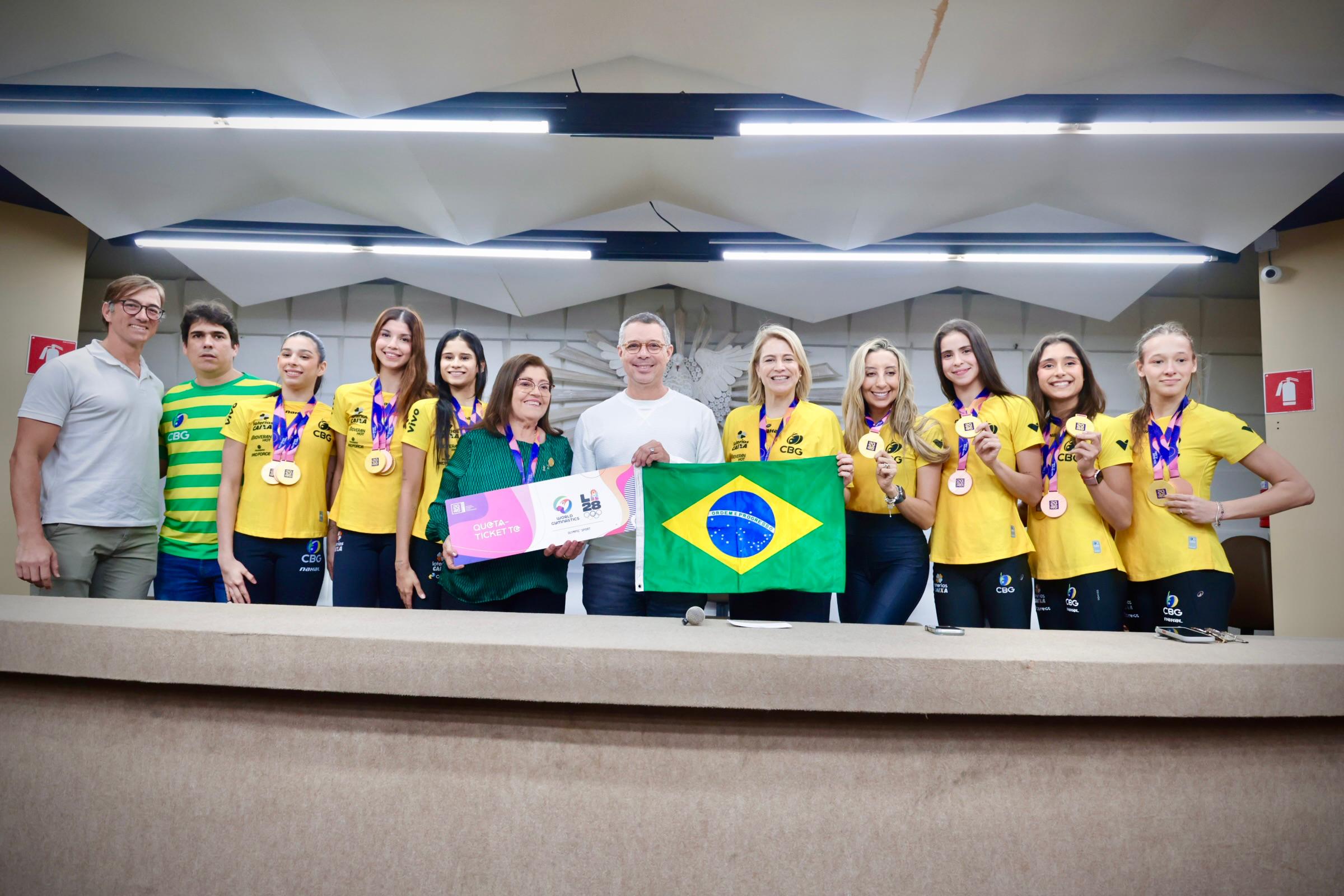 Seleção Brasileira de Ginástica Rítmica recebida no Palácio dos Despachos