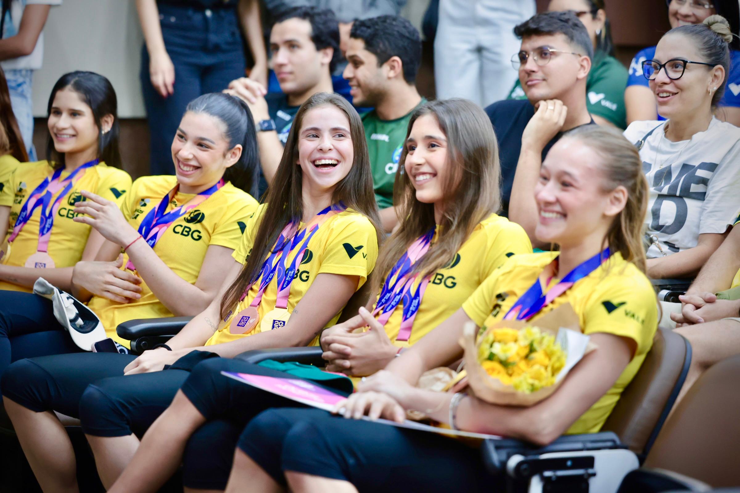 Seleção Brasileira de Ginástica Rítmica recebida no Palácio dos Despachos